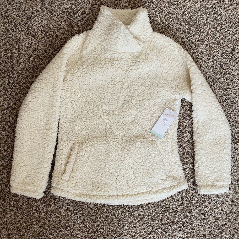 BNWT Balance collection pullover